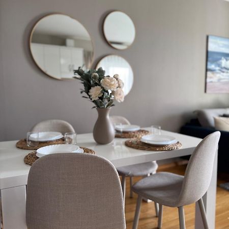 Apartment Tri Sunca Baska Voda Bagian luar foto